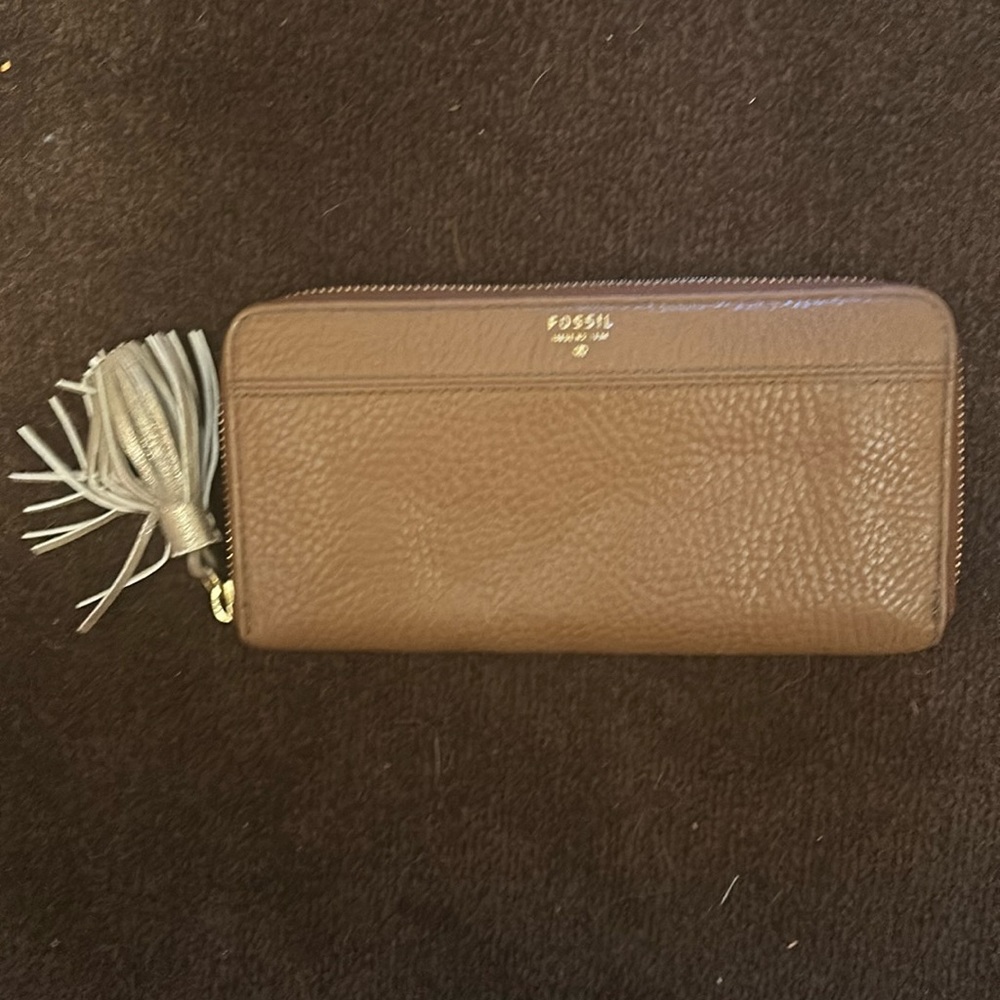 NWOT Fossil Wallet